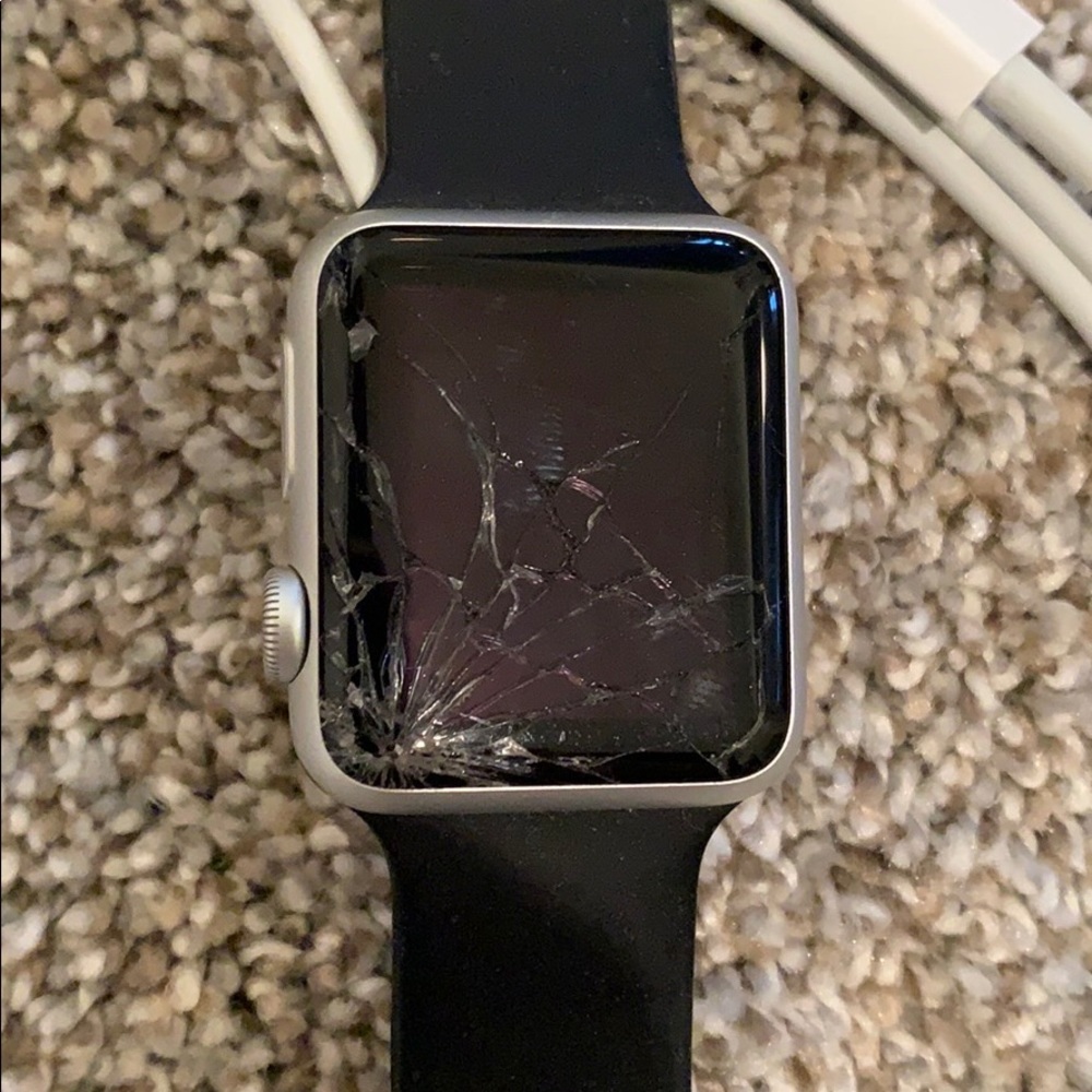 Apple Watch - Picture 2 of 2